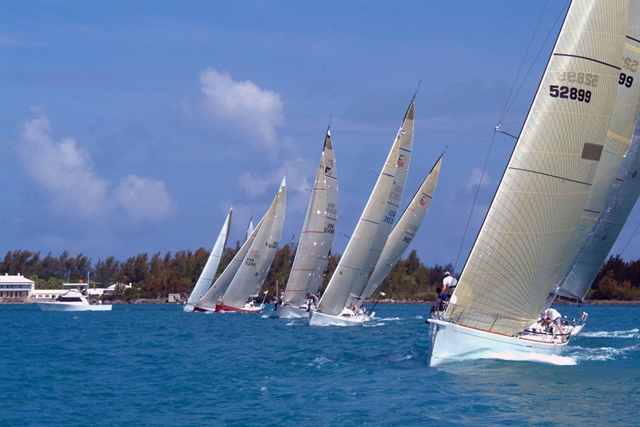 The fleet gets off the line in the Tour of the Island Race. (Talbot Wilson) 