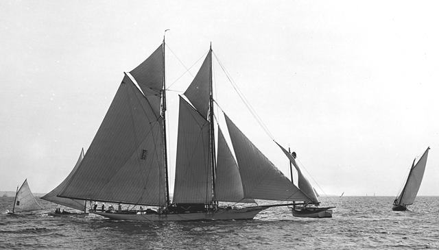 Rarrly seen today, schooners were everywhere a century or more ago. Here's one fighting a catboat for buoy room in a race on Long Island Sound. (Library of Congress Detroit Publishing Collection.